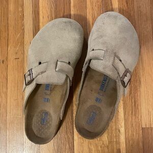 Birkenstock Boston Soft Footbed Suede Leather in Taupe